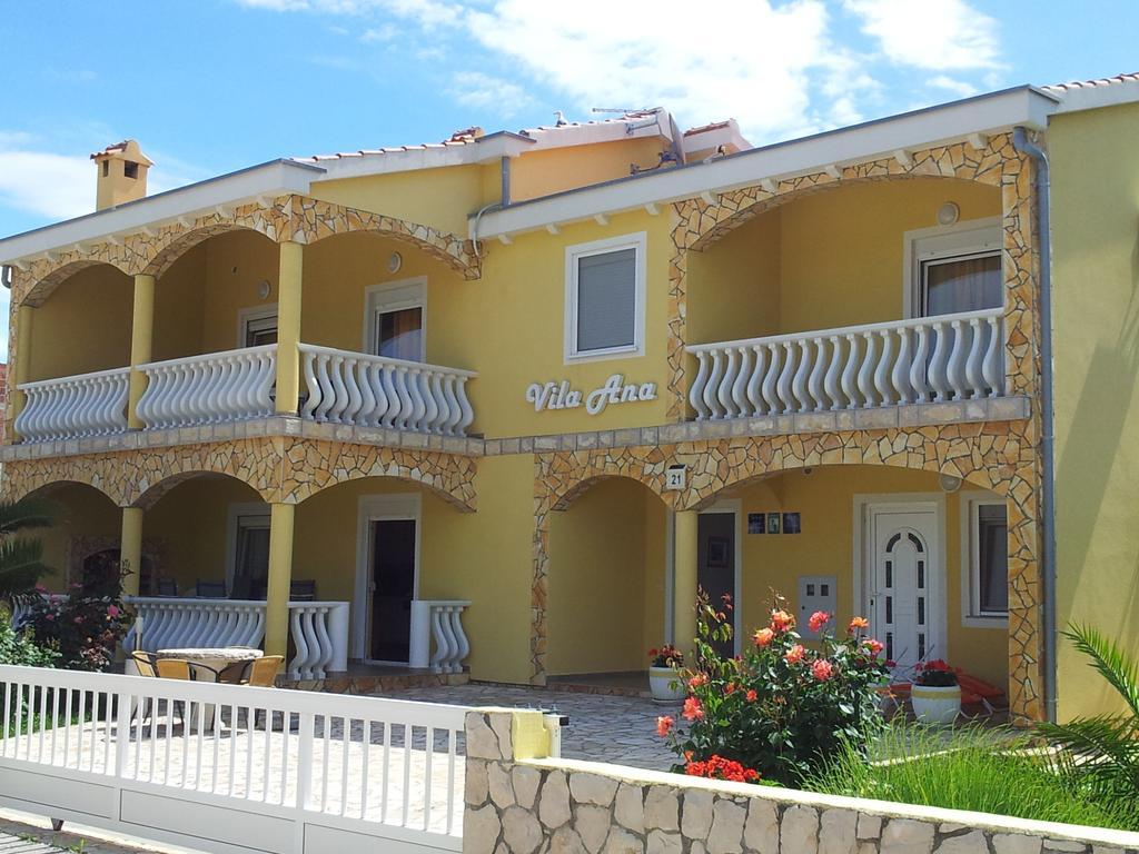 Apartments Vila Ana Vir Dış mekan fotoğraf