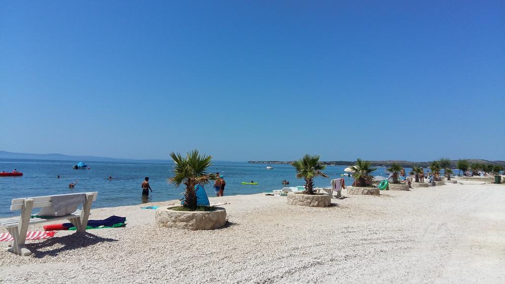 Apartments Vila Ana Vir Dış mekan fotoğraf