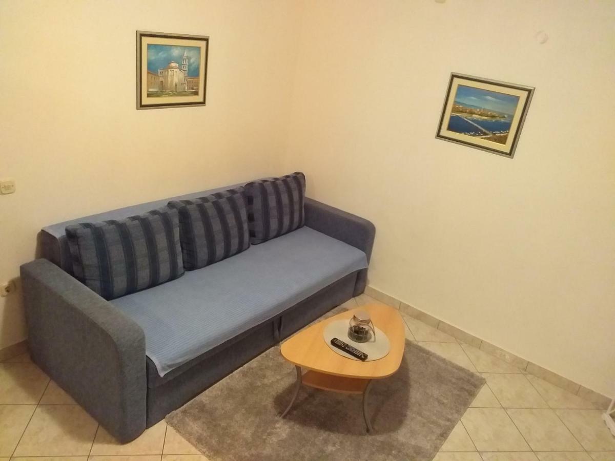 Apartments Vila Ana Vir Dış mekan fotoğraf